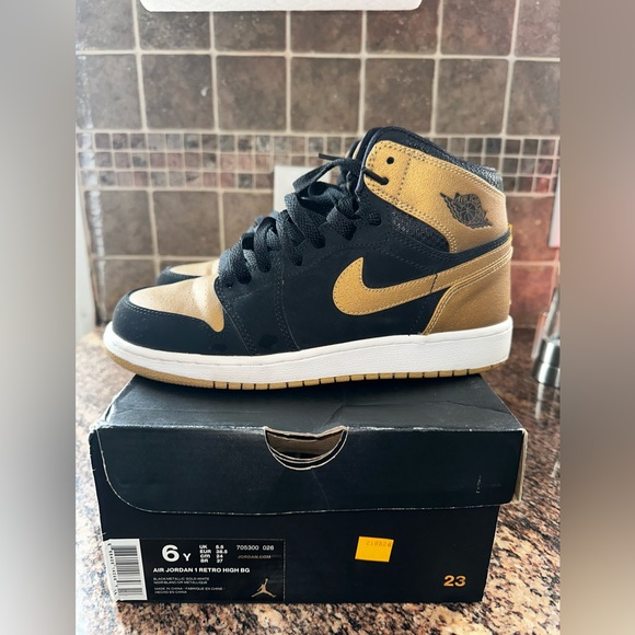 Melo 1s hotsell